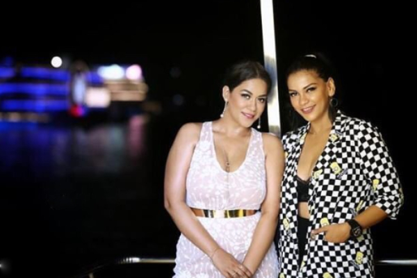 Daddy Mummy Veetil Illa song actress Zabyn Khan latest photos trending