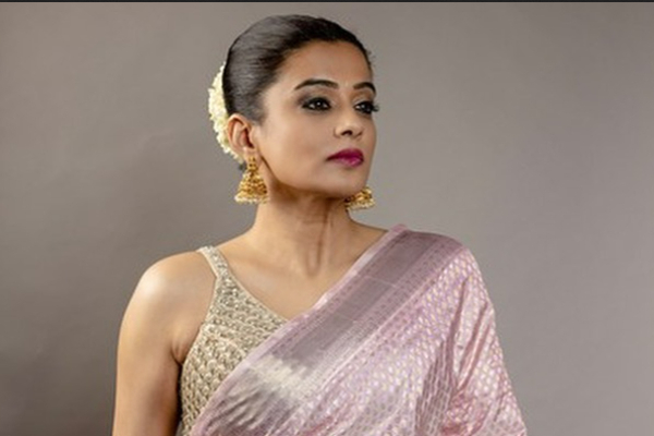 Priyamani reveals how Atlee cheated me with Vijay sir cameo in Jawan