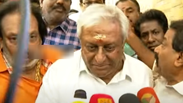 Blue Sattai Maran criticizes Rajinikanth And His Brother Sathyanarayana Blue Sattai Maran criticizes Rajinikanth And His Brother Sathyanarayana