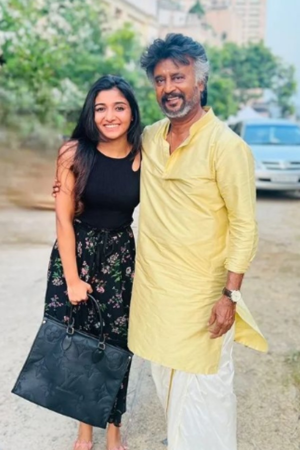 Jailer star Mirna Menon latest blouse design grabs fans attention