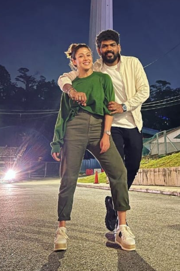 Director Vignesh shivan & Actress Nayanthara romantic pictures shared in Instagram