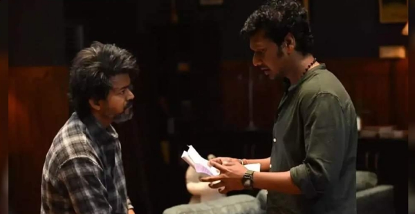 Blue Sattai Maran: Blue Sattai Maran trolled Lokesh Kanagaraj for Leo Box Office Controversy Blue Sattai Maran: Blue Sattai Maran trolled Lokesh Kanagaraj for Leo Box Office Controversy