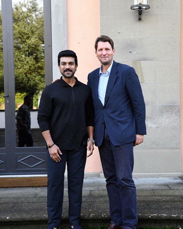 Chiranjeevi, Ramcharan and their family landed to Italy for Varun Tej - Lavanya Tripathy wedding