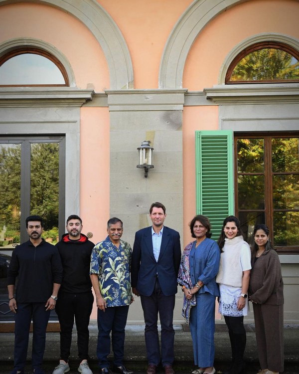 Chiranjeevi, Ramcharan and their family landed to Italy for Varun Tej - Lavanya Tripathy wedding