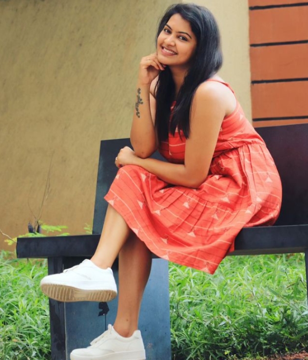 Vijay television actress rachitha mahalakshmi father died suddenly