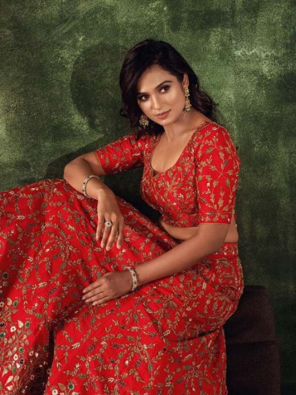 Actress Ramya pandian Navratri special photoshoot