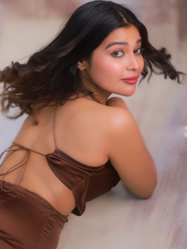 actress dharsha gupta cute beautiful photos trending on internet actress dharsha gupta cute beautiful photos trending on internet