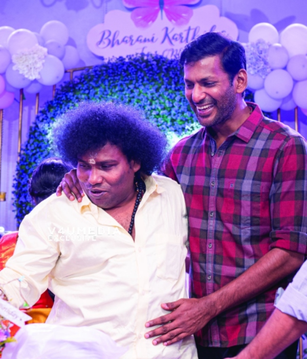  Yogi Babu: Suriya, Vishal, Jayam Ravi attended Yogi Babus daughters birthday party