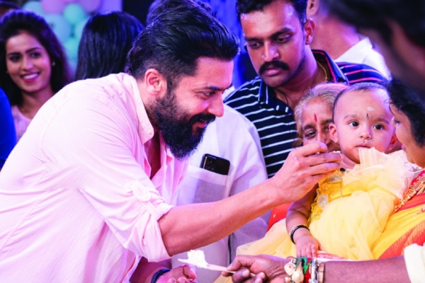  Yogi Babu: Suriya, Vishal, Jayam Ravi attended Yogi Babus daughters birthday party