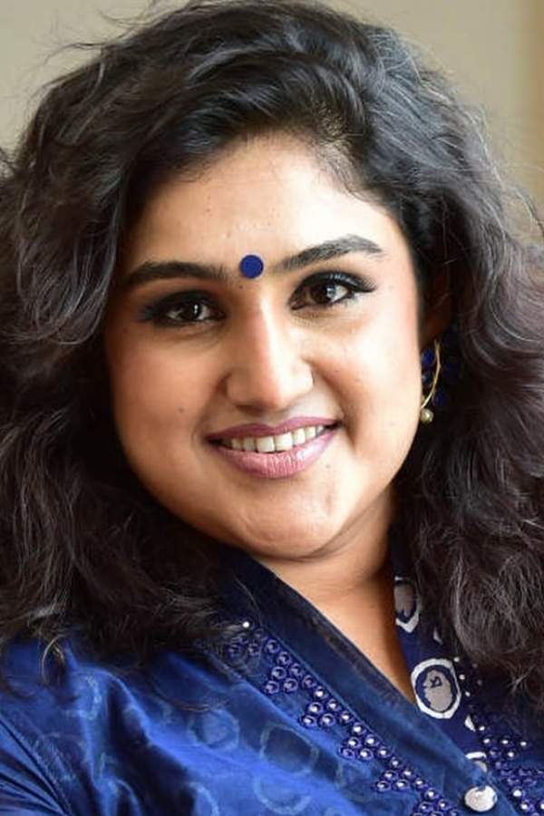 Vanitha Vijayakumar slams Pradeep Antony who did a cheap fight with Jovika Vanitha Vijayakumar slams Pradeep Antony who did a cheap fight with Jovika