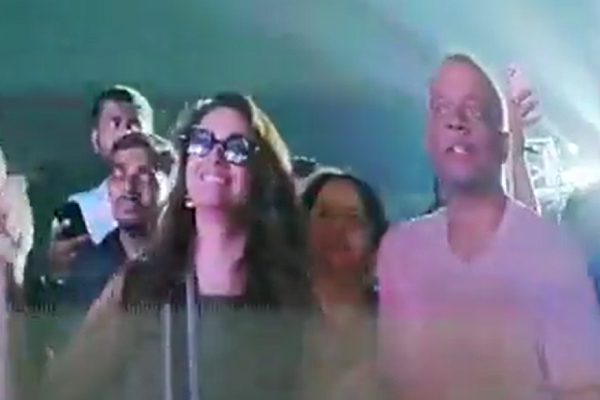  Keerthy Suresh: Gautham Menon and Keerthy Suresh dancing at Harris Jayarajs music concert 