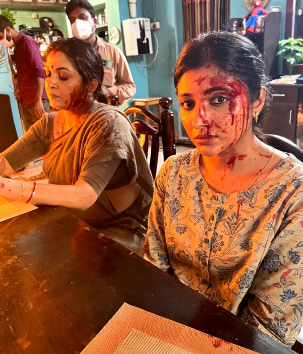 Jailer actress Mirna Menon latest modern clicks stuns fans