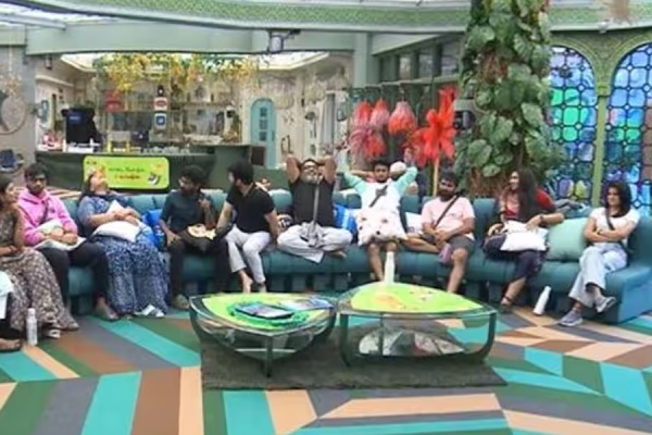  Bigg Boss 7 house mates are against the story told by Bava Chelladurai 