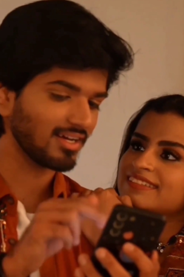 Vijay Tv fame sivaangi love with and vidyasagar son harshvardhan