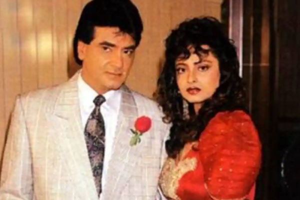 Actress Rekha was in relationship with actors like Amitabh Bachchan, Jeetendra, Sanjay Dutt and many others Actress Rekha was in relationship with actors like Amitabh Bachchan, Jeetendra, Sanjay Dutt and many others