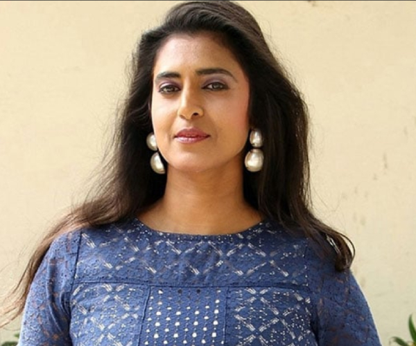 Actor kasthuri interview on vichitra and jovika vijayakumar education fight 