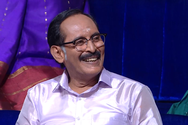 Anand Babu gets emotional after Nagesh photo animation speaks to him