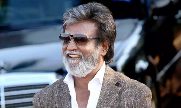 Rajinikanth did not listen to director Sridhars words in the film Ilamai Oonjal Aadukirathu Rajinikanth did not listen to director Sridhars words in the film Ilamai Oonjal Aadukirathu