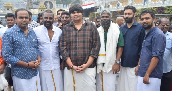 Jigarthanda Double X Movie Crew Went to Tirupathi 