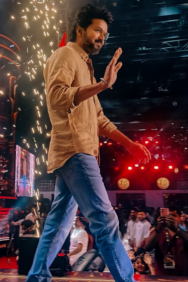 Arjun asked Did being Vijay is a easy one or tough one and Thalapathy gives an epic answer