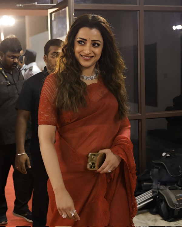 Trisha funny speech at Leo Success Meet grabs more fans attention