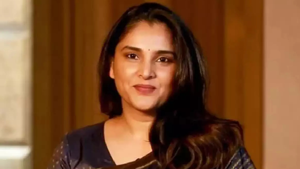 Actress Divya Spandana produced Kannada movie Swathi Muthina male haniye and the movie released today