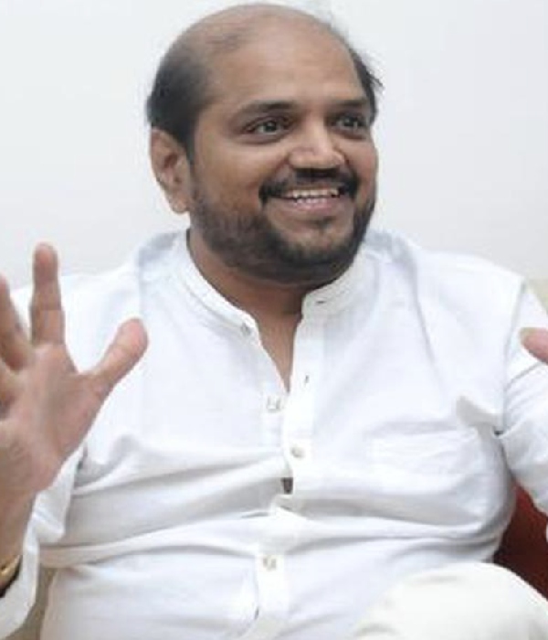 Vidhyasagar son opens up Music world and fans not celebrated his father very much