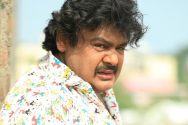 Valaipechu Anthanan trolls Mansoor Ali Khan who enters Leo Success Meet Valaipechu Anthanan trolls Mansoor Ali Khan who enters Leo Success Meet