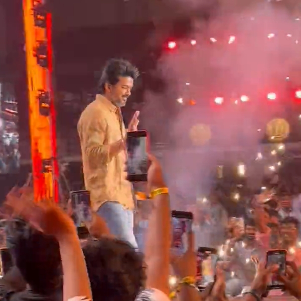  Thalapathy Vijay: Thalapathy Vijay Unexpected Entry With Dance in Leo Success Meet