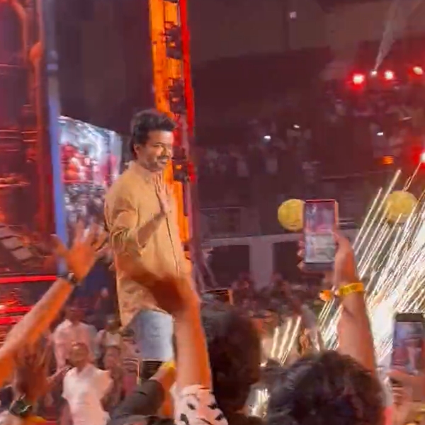  Thalapathy Vijay: Thalapathy Vijay Unexpected Entry With Dance in Leo Success Meet