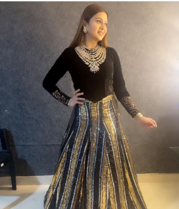 pithamagan actress Sangeetha opened about adjustment