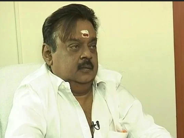 Vijayakanth: Vijayakanth insulted RK Selvamani during the Pulan Visaranai shooting spot 