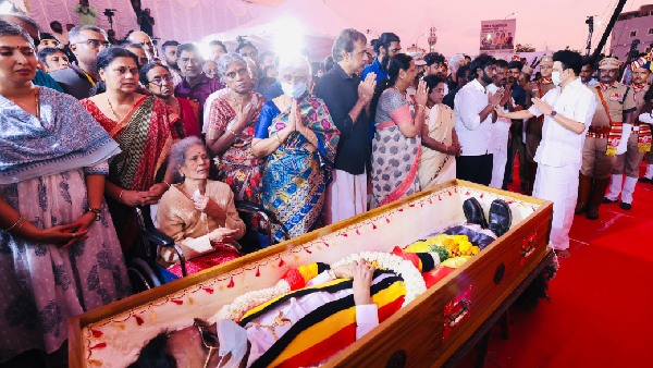 Vijayakanths body was cremated with state honors to the 72 bombs