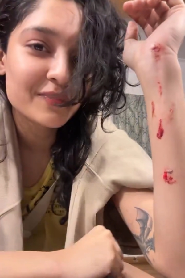 Actress Ritika singh injured in Thalaivar 170 shooting spot during fight scene