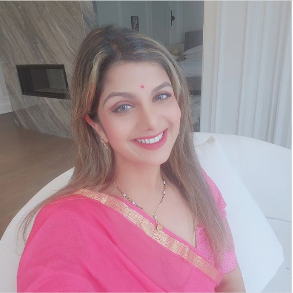 Actress Rambhas recent click in Instagram impresses fans