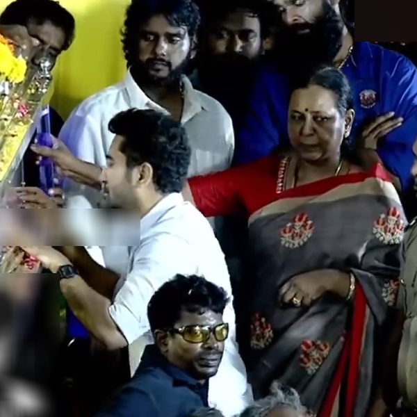 Actor vijay antony pays homage to vijayakanth in person