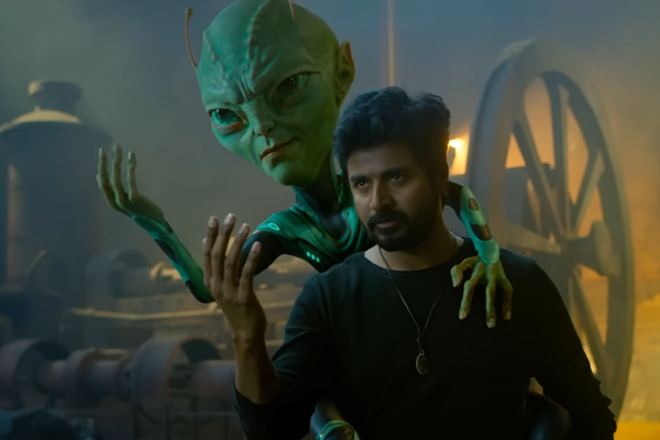 Ayalaan Review in Tamil: Sivakarthikeyan and Alien will entertain you surely