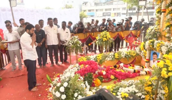  Vijayakanth: Actor Surya pays tribute at Captain Vijayakanth Memorial