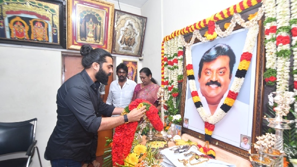 Actor Simbu paying his last respect to Captain Vijayakanth