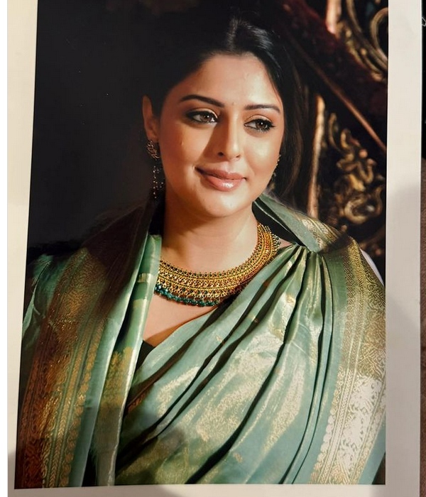 Bayilvan Ranganathan talks about actress Nagma marriage