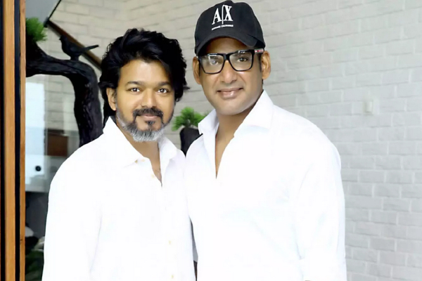  Vishals response to the issue of shoes being thrown at Vijay 