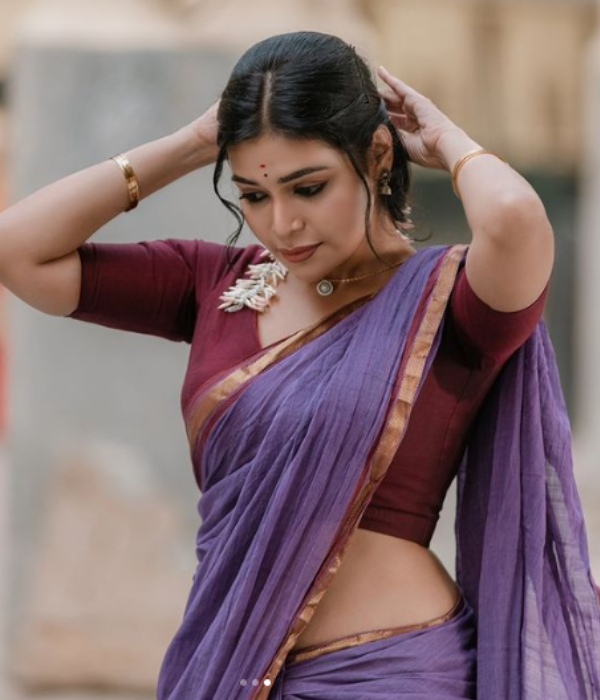 Actress dharsha gupta new instagram post trending on social media 