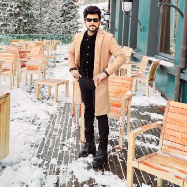 Legend Saravanan shares video and photos from his next movie shooting spot