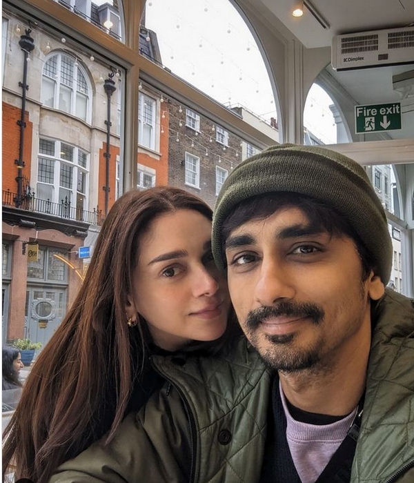 actress siddharth and aditi latest photo trending on social media 