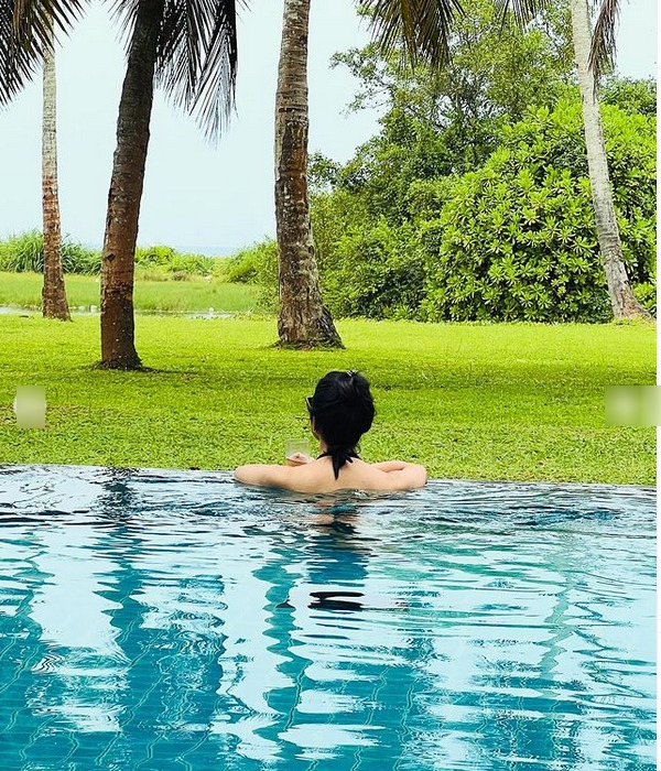 Vimala Raman shares Billa Nayanthara like Swim wear photos and stuns fans