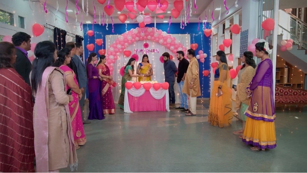 zee tamil television Karthigai Deepam serial february 13th episode