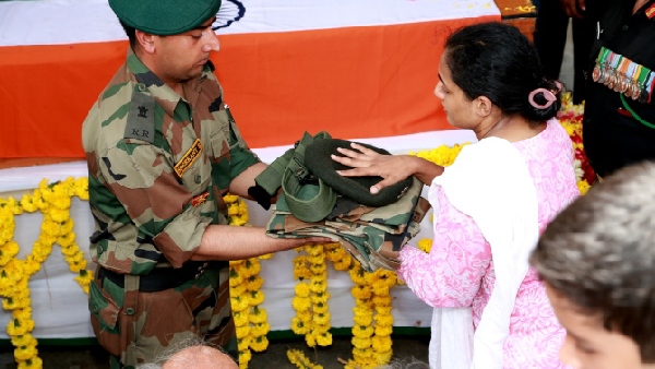 Who is Mukund Varadarajan? Sivakarthikeyan Amaran story based on this Army Major