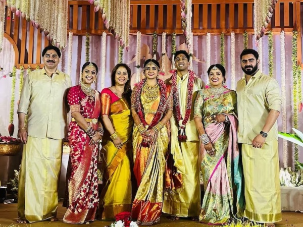 Superstar Rajinikanth attended actor Vijayakumar granddaughter Diya wedding 