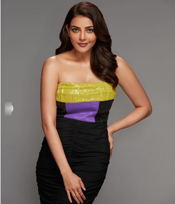 Kajal Aggarwal shares super slim look in a sleeveless dress pics trending Kajal Aggarwal shares super slim look in a sleeveless dress pics trending