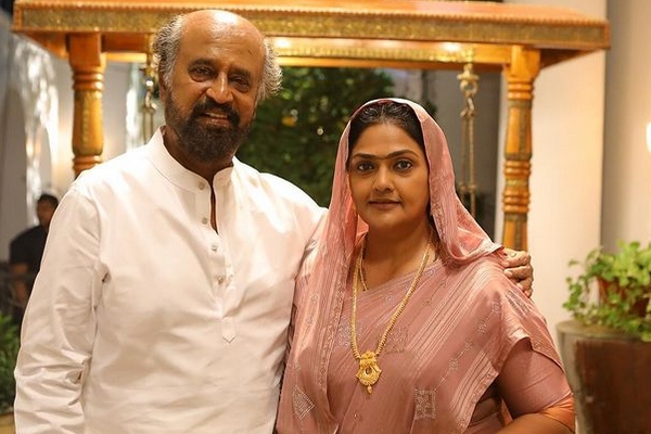 Nirosha Shares Lal Salaam movie stills with Rajinikanth Nirosha Shares Lal Salaam movie stills with Rajinikanth